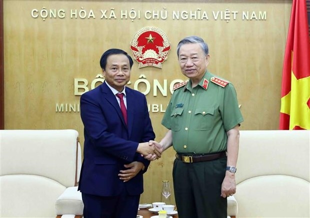 vietnamese, lao public security ministries boost cooperation picture 1