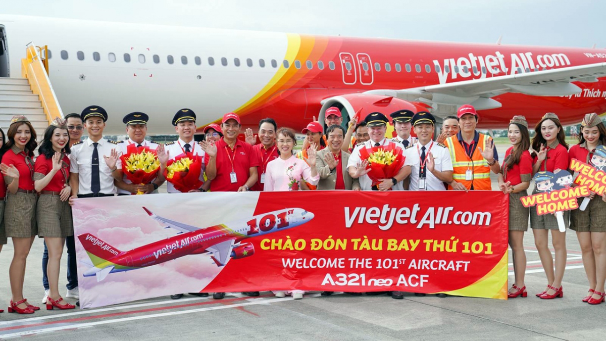 lien tuc nhan tau bay moi, vietjet don tau bay thu 101 hinh anh 3