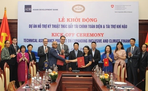 adb, switzerland aid fintech development in vietnam picture 1