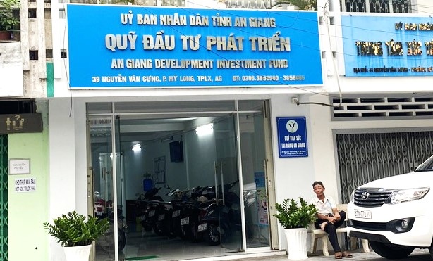 Kỷ luật cảnh cáo đối với Giám đốc Quỹ Đầu tư phát triển tỉnh An Giang