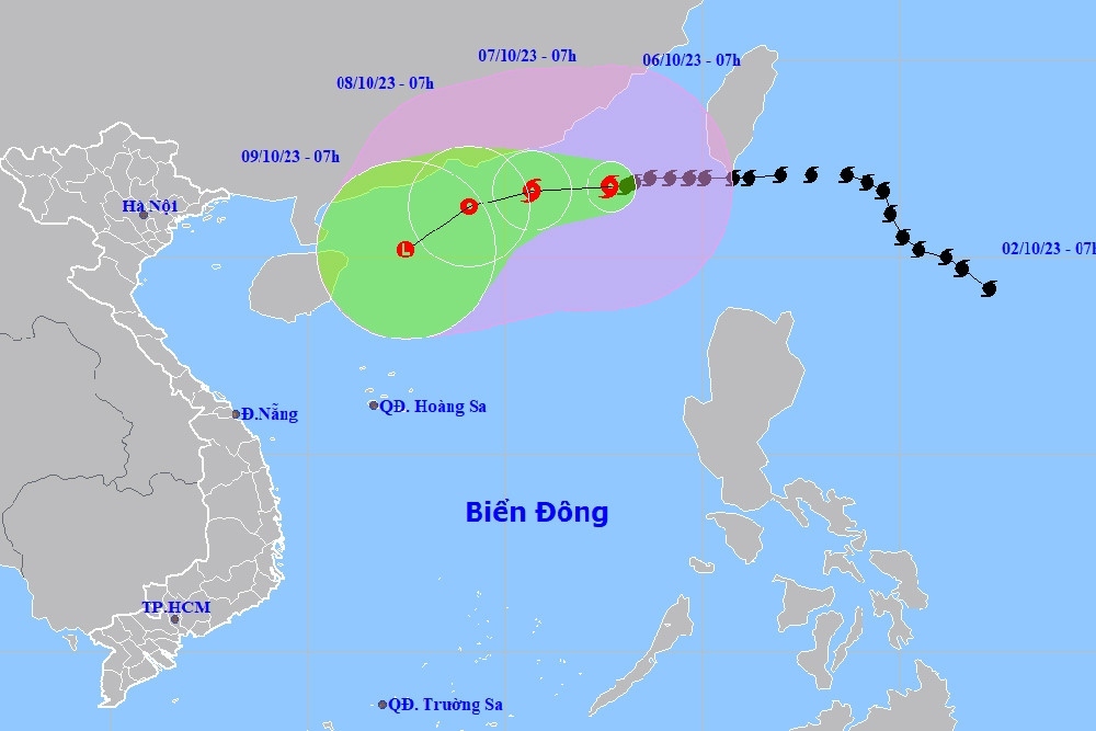typhoon koinu continues to strengthen when moving to east sea picture 1
