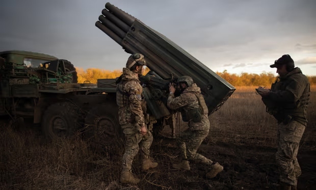 ukraine dieu quan du bi tu bakhmut tiep vien cho avdiivka hinh anh 1