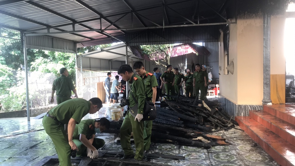 chay nha luc rang sang, 2 vo chong tu vong o bac giang hinh anh 2