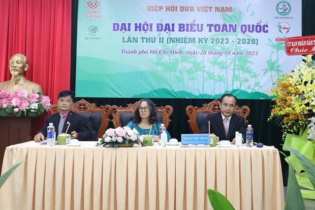 vietnam s coconut industry eyes us 1 billion in export turnover picture 1