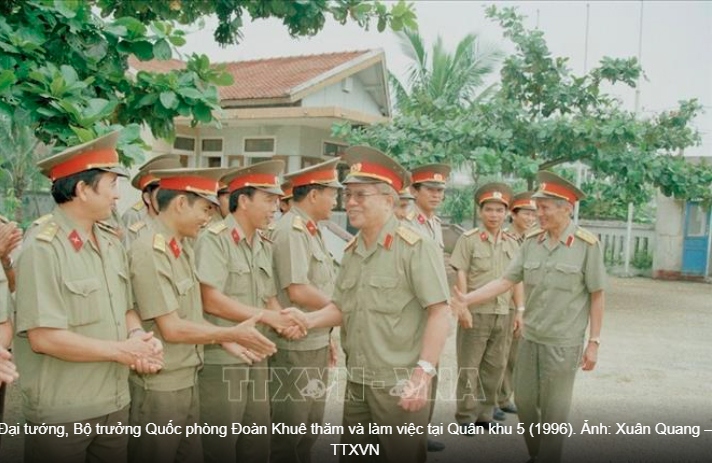 Duc ket ve nghe thuat quan su cua Dai tuong Doan khue van con nguyen gia tri hinh anh 2