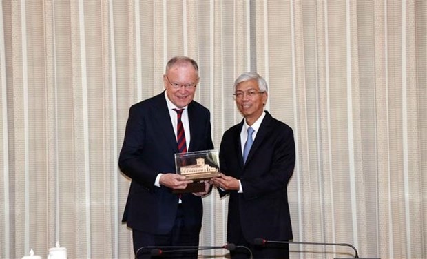 hcm city, german state seek cooperation opportunities in vocational training picture 1