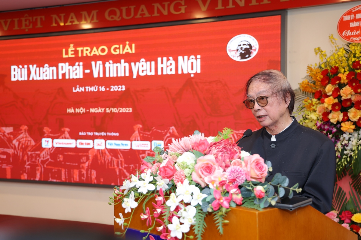 nsnd Dang nhat minh nhan giai thuong lon bui xuan phai - vi tinh yeu ha noi 2023 hinh anh 2