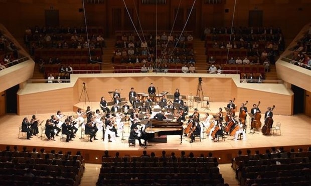 vietnam-japan festival symphony orchestra entertains tokyo audiences picture 1