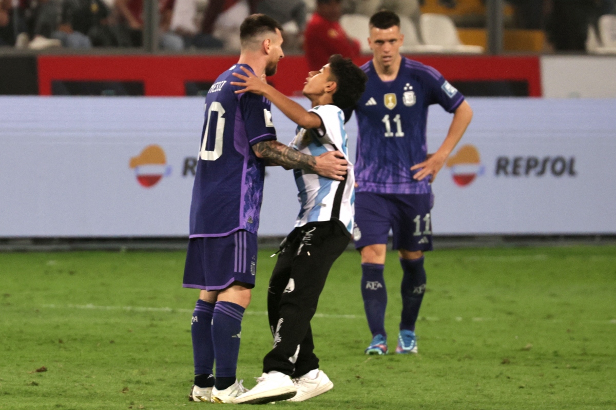 messi ghi cu dup, Dt argentina thang thuyet phuc Dt peru hinh anh 6