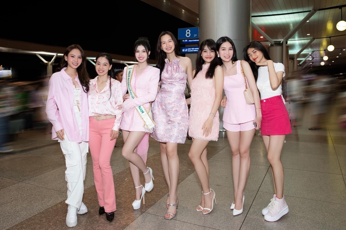 phuong nhi departs for miss international 2023 in japan picture 2