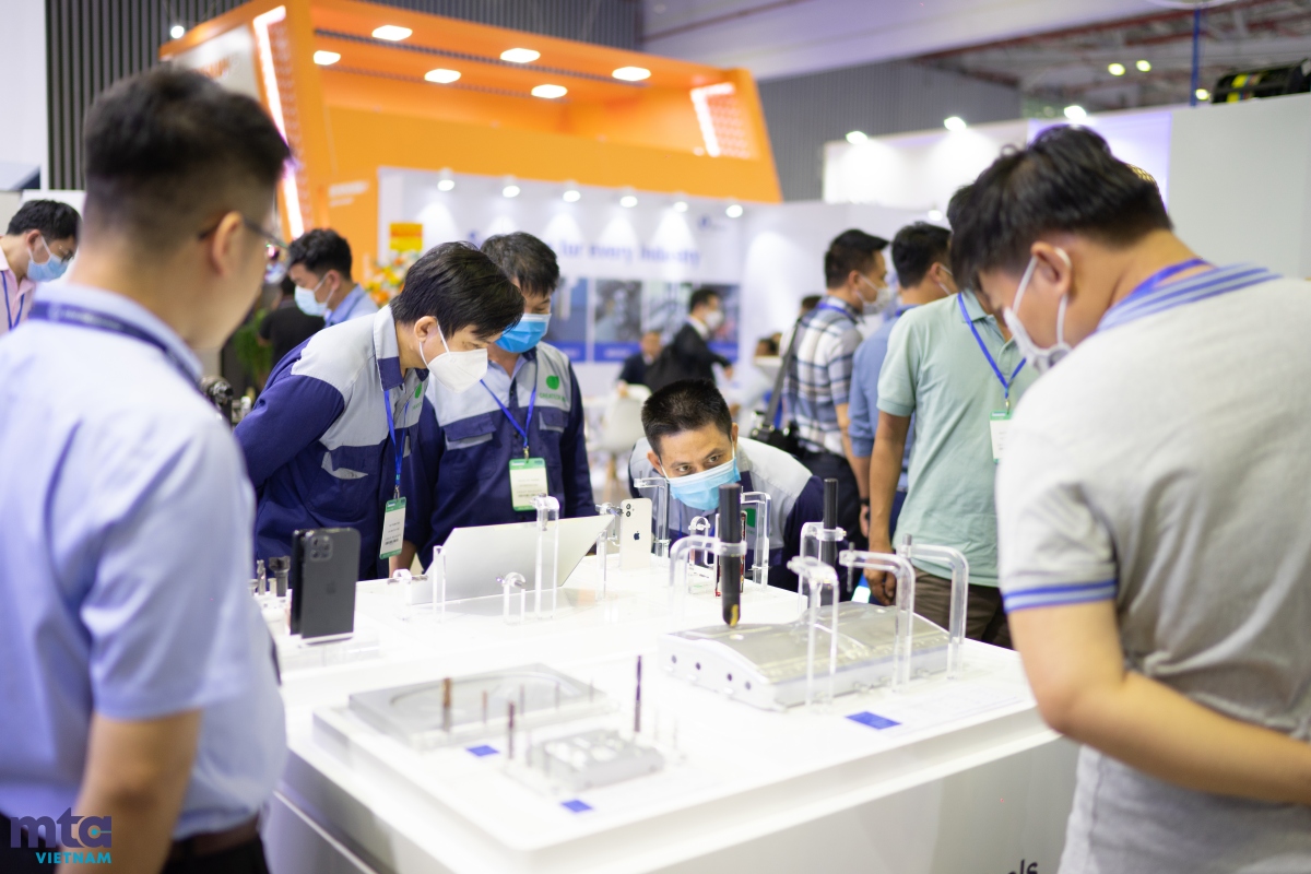 int l exhibition on precision engineering and machine tools kicks off in hanoi picture 1