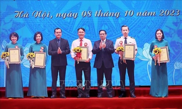pm appreciates initiatives helping vietnam overcome pandemic picture 1