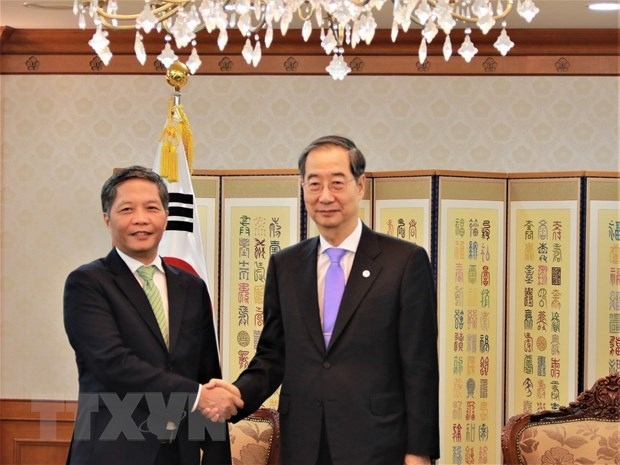party official pays working visit to rok to seek closer ties picture 1