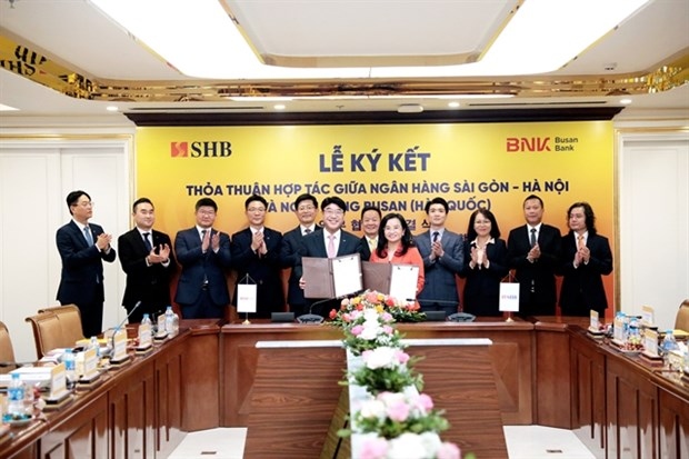 shb fosters collaborative partnership with busan bank picture 1