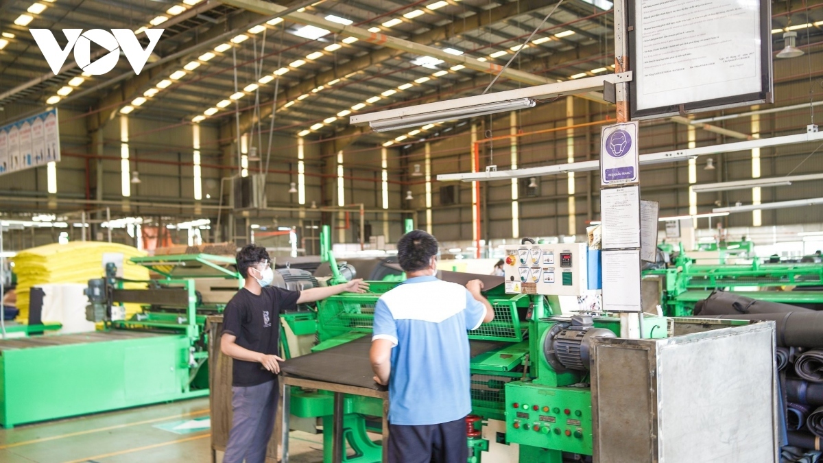 ho chi minh city s nine-month industrial production surges by 3.2 on-year picture 1