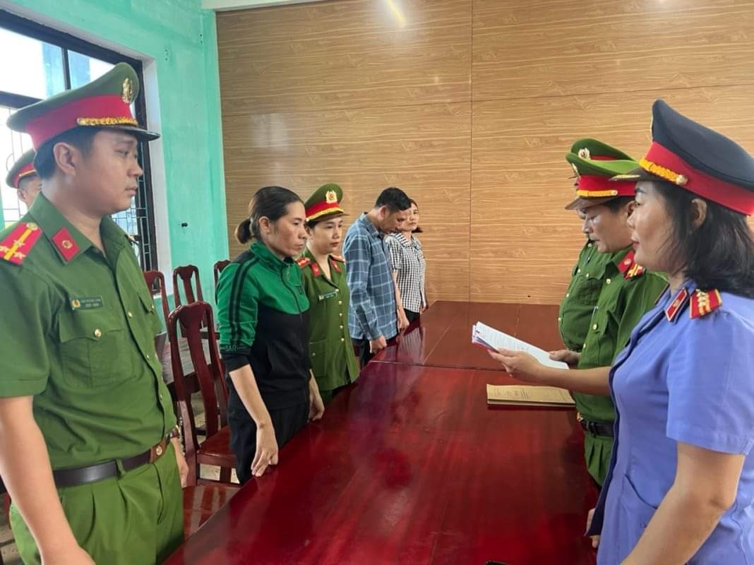 Khởi tố kế toán xã tham ô tài sản