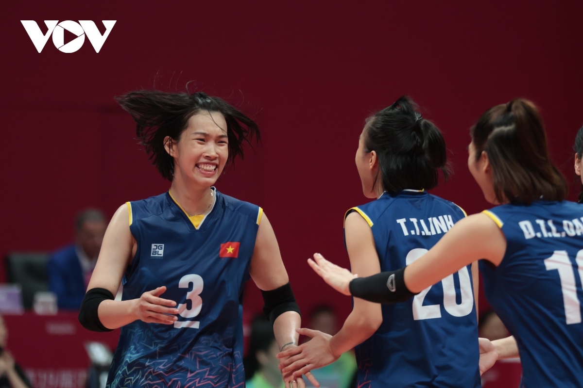 vietnam s women volleyball team enter quarter-finals of asian games picture 1