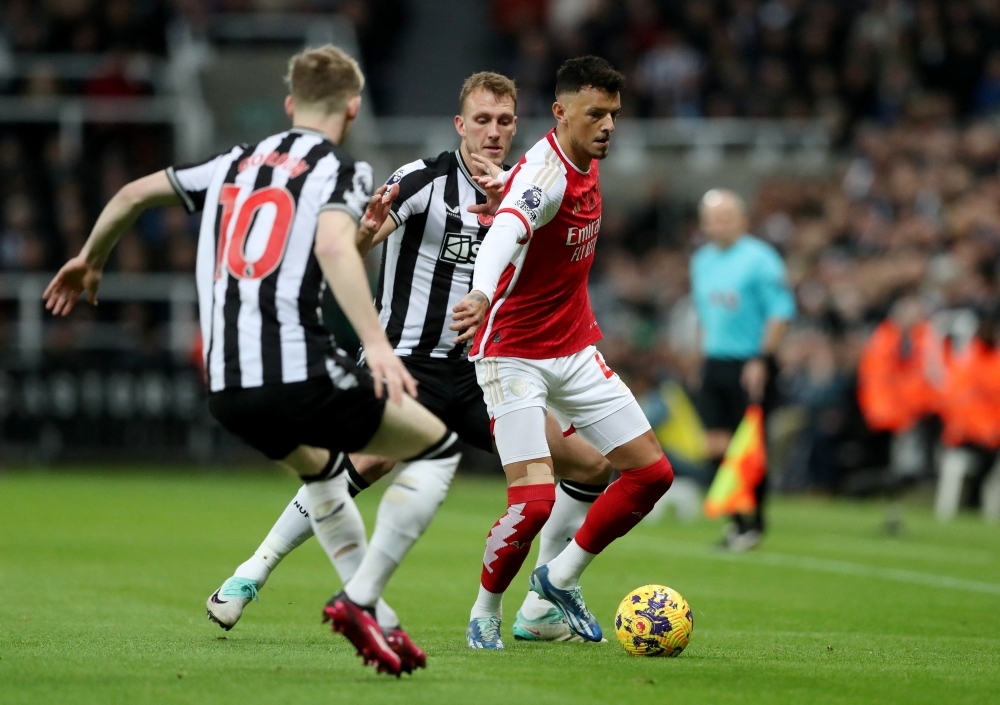 ket qua ngoai hang anh 5 11 arsenal thua tranh cai truoc newcastle hinh anh 5