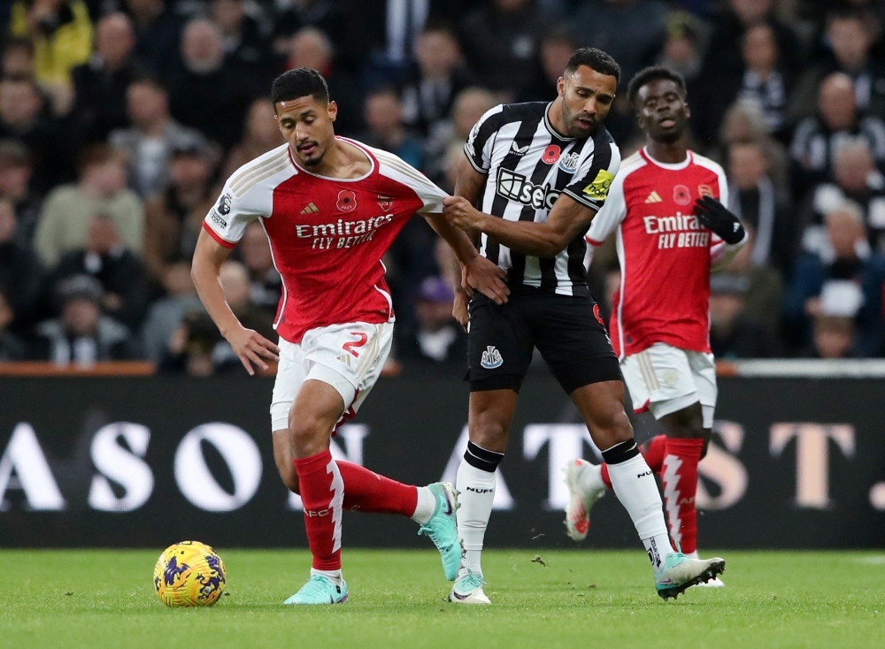 ket qua ngoai hang anh 5 11 arsenal thua tranh cai truoc newcastle hinh anh 7