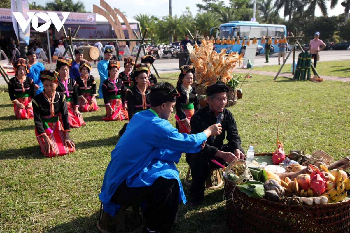 preserving distinctive culture of cong ethnic people in northern vietnam picture 4
