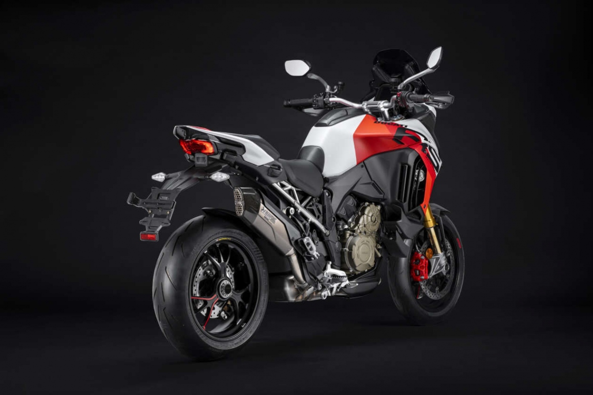 Ducati trình làng siêu mô tô Adventure Multistrada V4 RS
