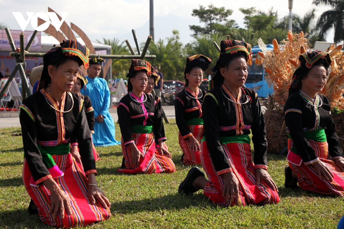 preserving distinctive culture of cong ethnic people in northern vietnam picture 8