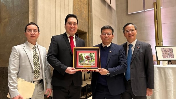 vietnam, canada bolster cultural exchange to enhance relations picture 1
