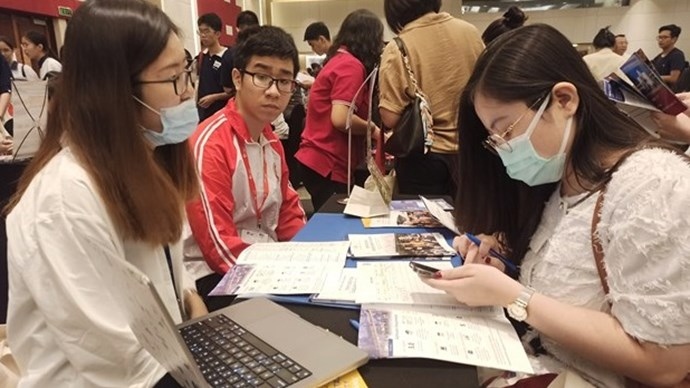 japan job fair 2023 draws vietnamese students picture 1