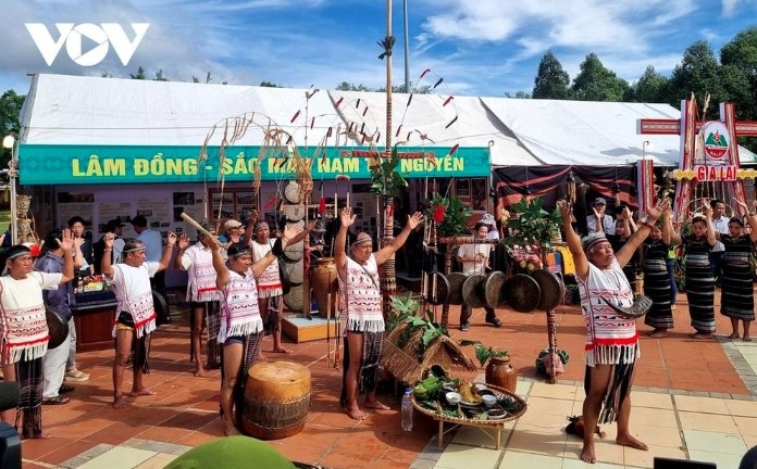 festival honouring central highlands cultural values excites crowds picture 3