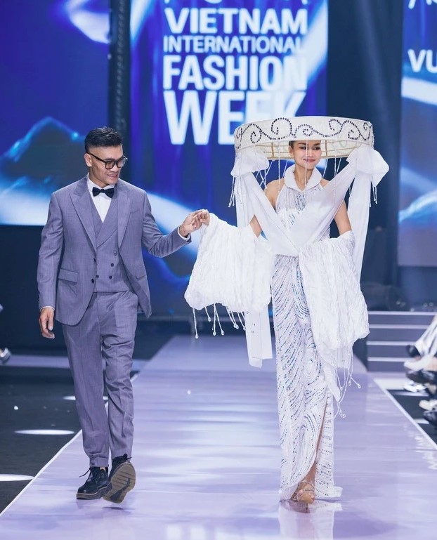 three young designers open vietnam international fashion week 2023 picture 5