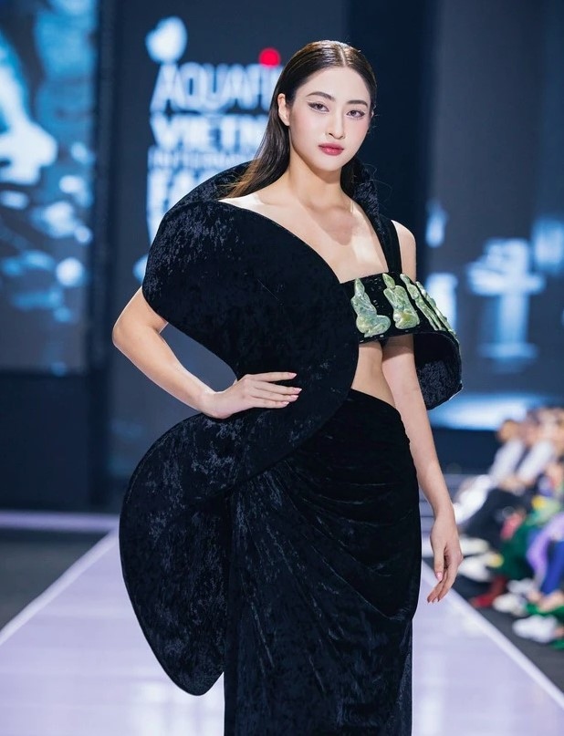three young designers open vietnam international fashion week 2023 picture 6
