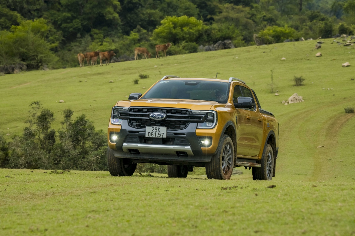 ford viet nam ghi dau voi cac mau xe the he moi hinh anh 2