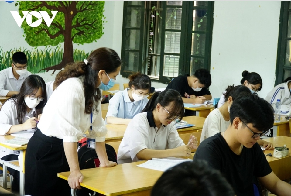high-school students to do four graduation tests as from 2025 picture 1