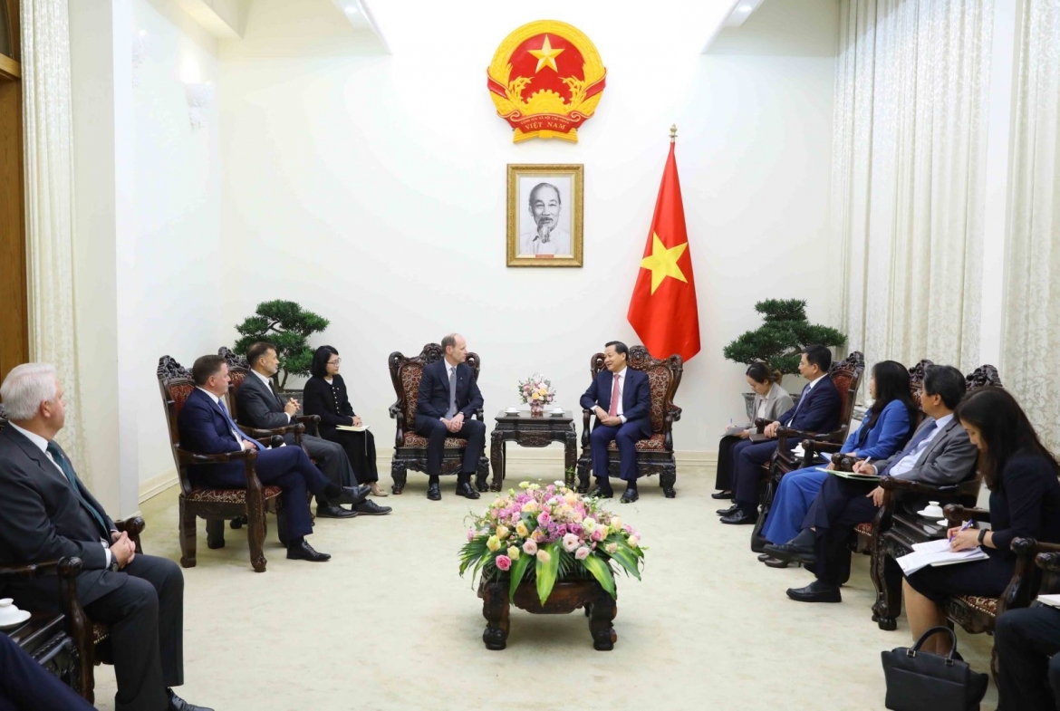 pho thu tuong le minh khai tiep tong giam doc tap doan anz hinh anh 2