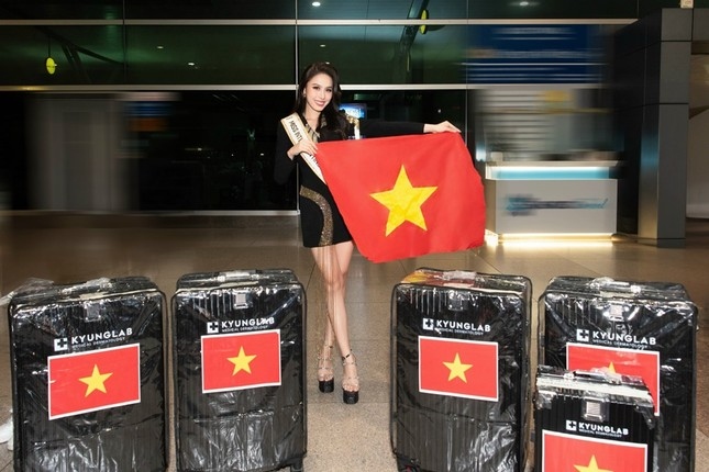 ngoc hang departs for miss intercontinental 2023 in egypt picture 1