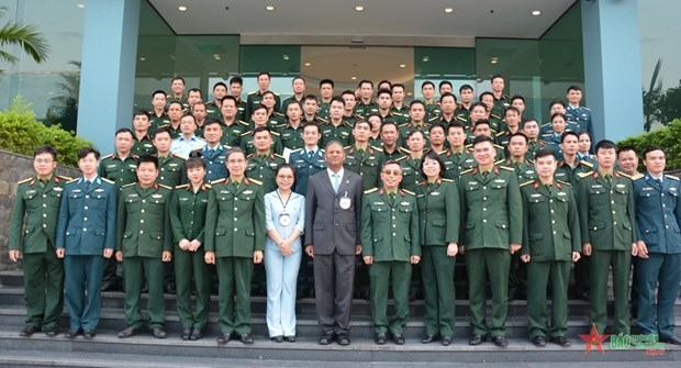 training course on int l humanitarian law for vietnamese peacekeepers opens picture 1