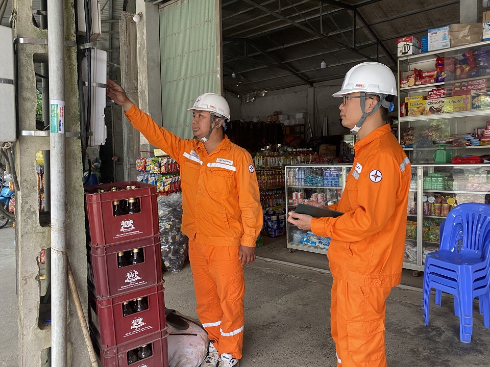 Điện thương phẩm của EVNNPC tiếp tục tăng, đạt 8,158 tỷ kWh trong tháng 10