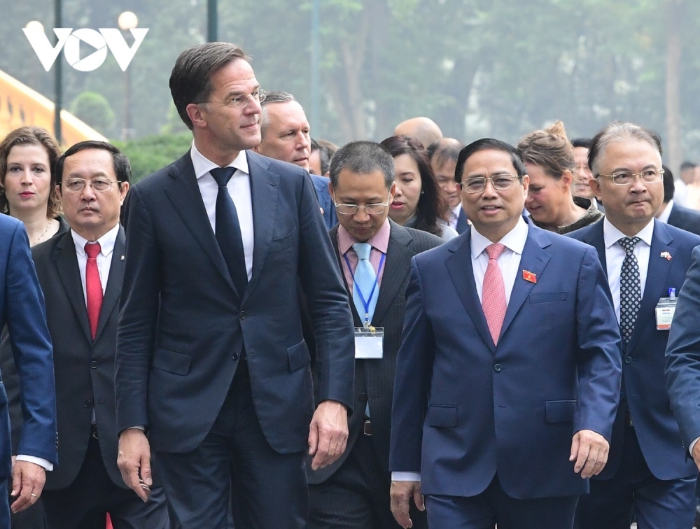 pm chinh hosts welcome ceremony for dutch counterpart picture 5 pm chinh hosts welcome ceremony for dutch counterpart picture 5
