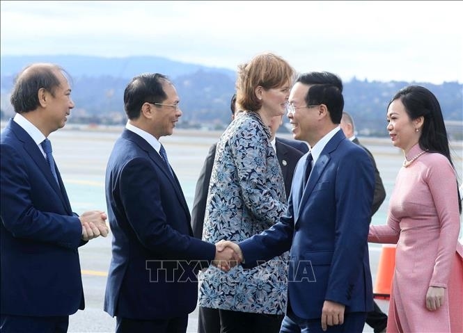 vietnamese president arrives in san francisco for apec summit 2023 picture 1
