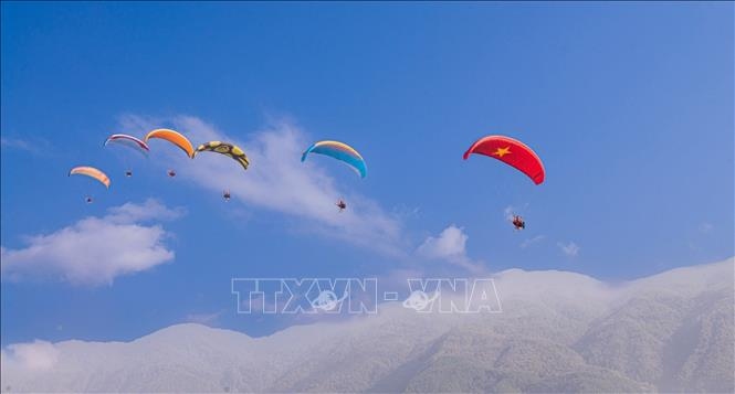 putaleng long distance paragliding tournament 2023 opens in lai chau picture 1