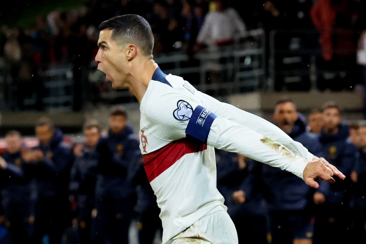 ronaldo ghi ban, bo Dao nha noi dai mach toan thang o vong loai euro 2024 hinh anh 5