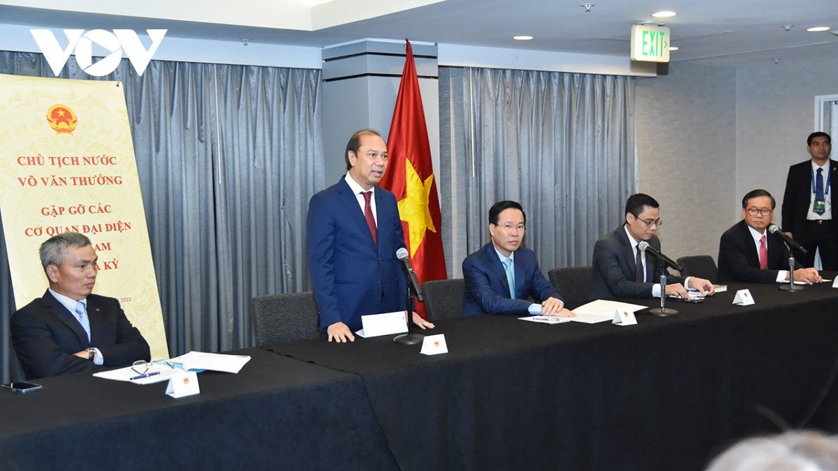state president meets officials of vietnamese representative agencies in us picture 1