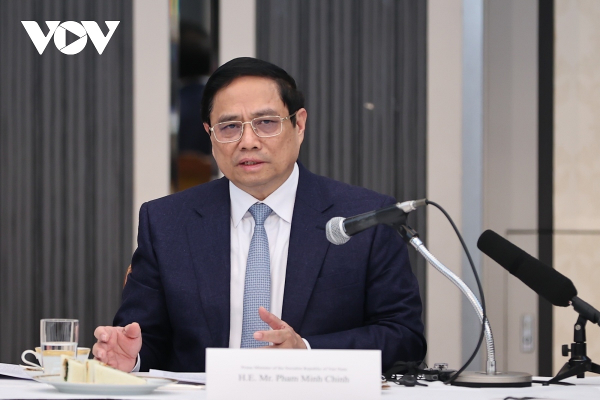 vietnam gives priority to semiconductor industry development picture 2