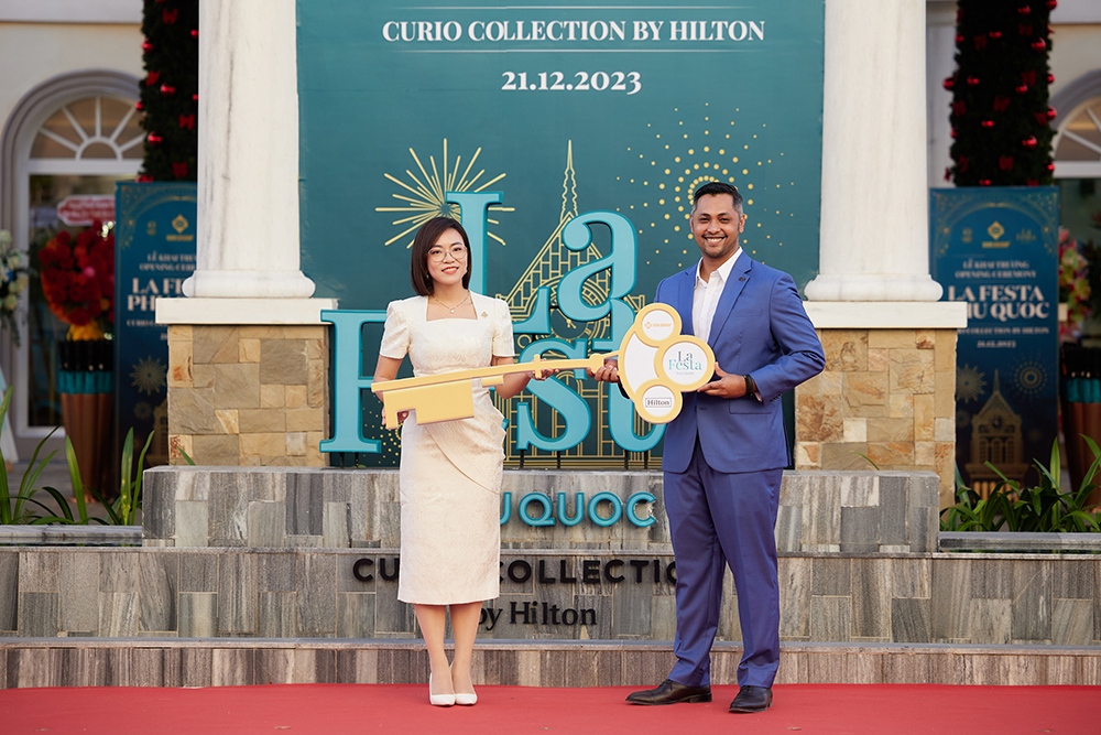 can canh tuyet tac amalfi la festa phu quoc va curio collection by hilton hinh anh 1