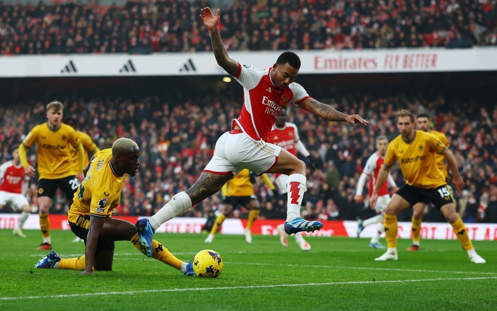 Kết quả vòng 14 Ngoại hạng Anh tối 2/12: Arsenal thắng kịch tính Wolves