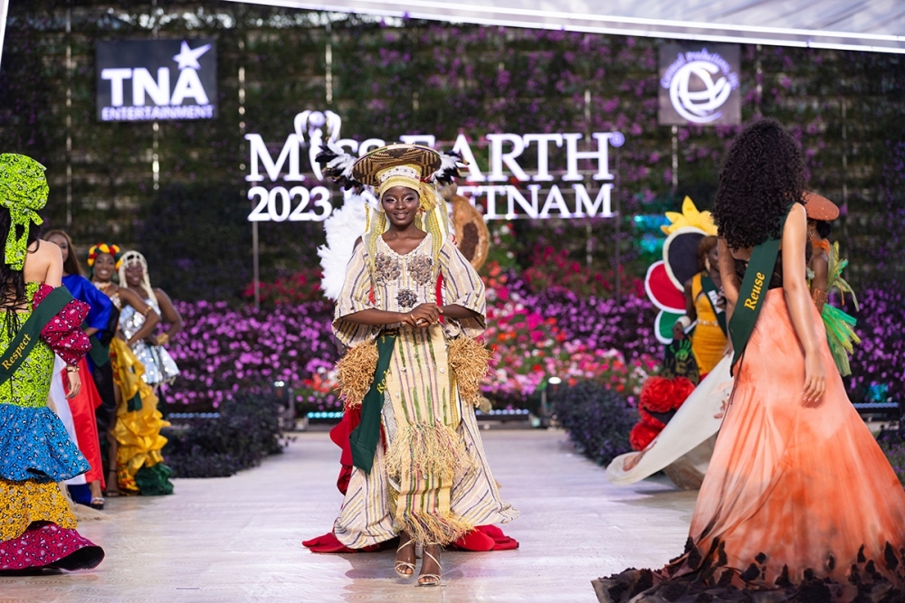 miss earth 2023 contestants show off charming beauty in national costume picture 3