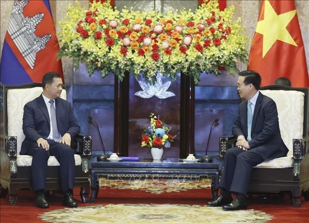 vietnamese president receives cambodian prime minister picture 1