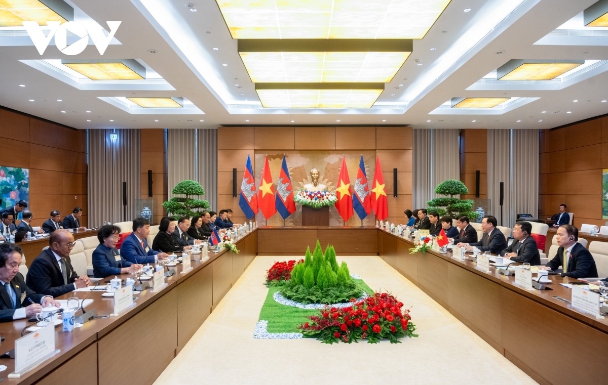 vietnam and cambodia vow to foster all-round cooperation picture 2