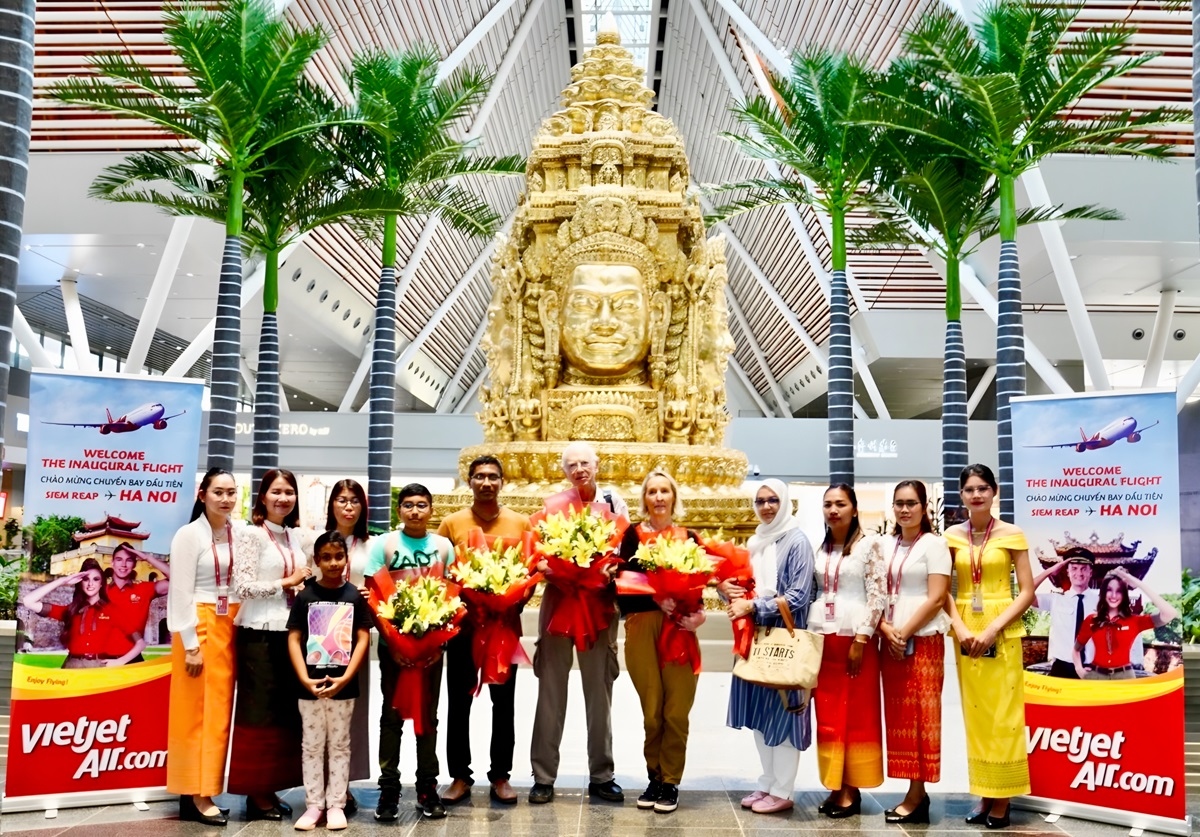 kham pha di san angkor, siem reap de dang hon cung duong bay moi cua vietjet hinh anh 2