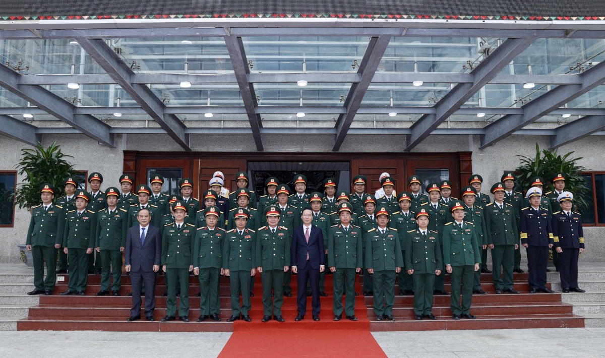 chủ tịch nước kiểm tra công tác sẵn sàng chiến đấu của bộ đội đặc công hình ảnh 7 chu tich nuoc kiem tra cong tac san sang chien dau cua bo doi dac cong hinh anh 7